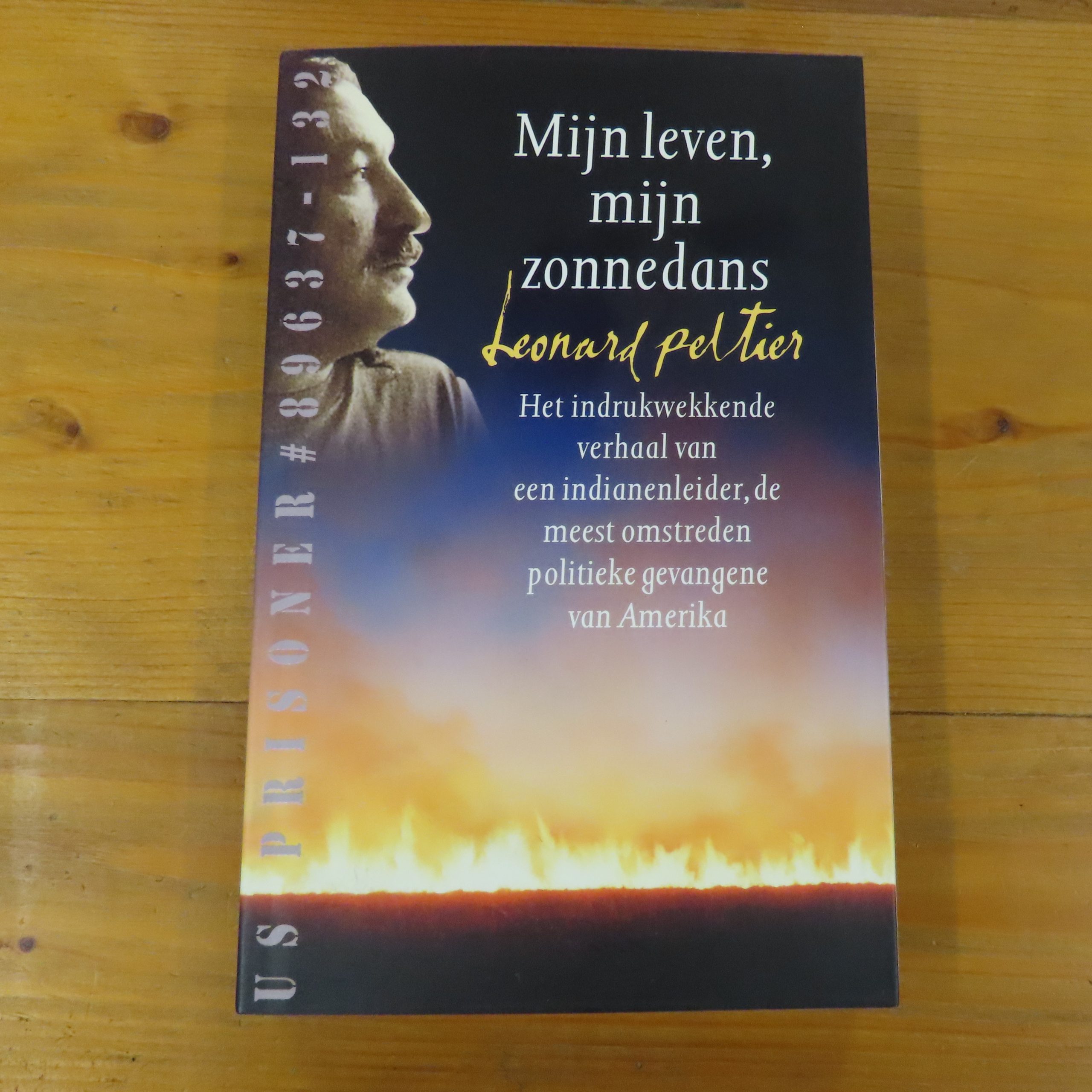 Boek “Mijn leven, mijn zonnedans” van Leonard Peltier